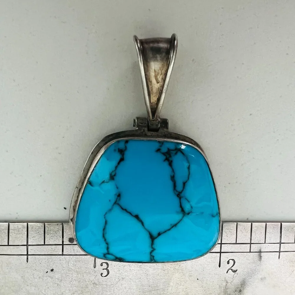 Turquoise Pendant Necklace - Picture 2 of 6